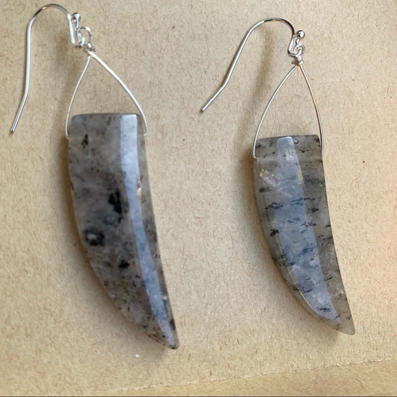 New: Artisan Genuine Labradorite Horn Earrings - Picture 4 of 5